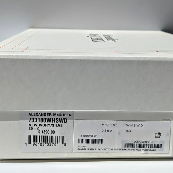 Alexander McQueen Punk Double-Buckle White Leather Sandals Size 39.5 MSRP $1,390 - Picture 9 of 9